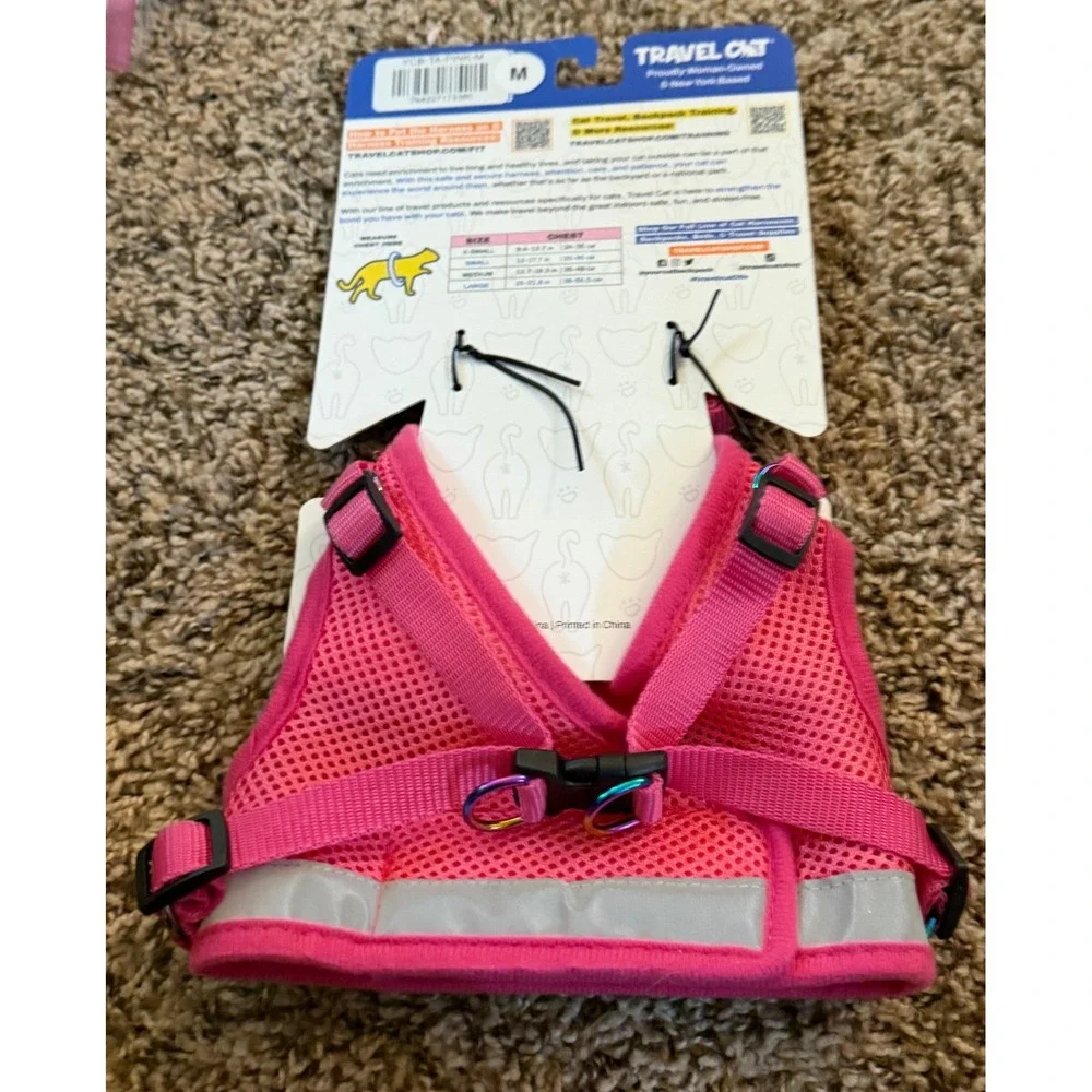 Travel Cat The Adventurer Cat Harness (Pink) Harness & Leash Set Medium (NWT)